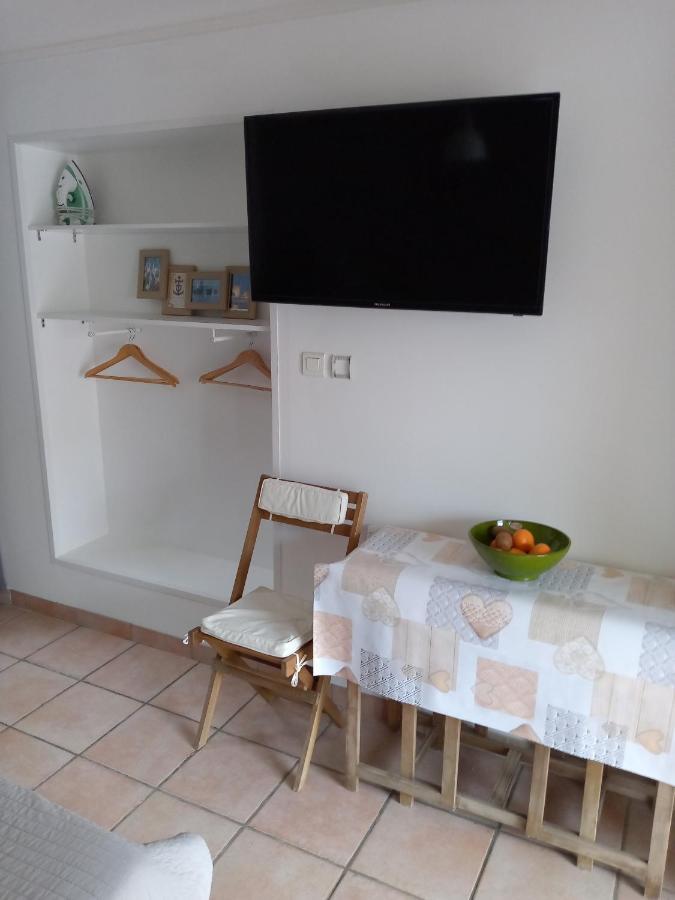 Aigues Mortes Studio De Vacances En Camargue Exterior photo