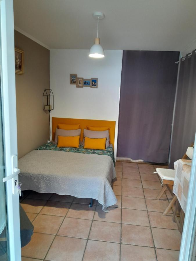 Aigues Mortes Studio De Vacances En Camargue Exterior photo